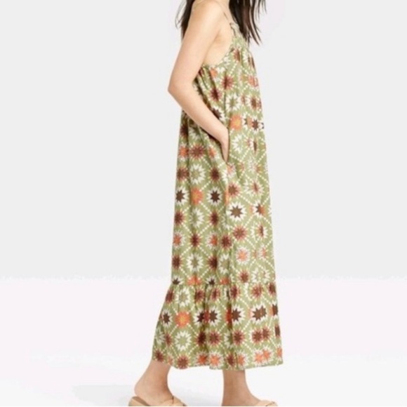 Universal Thread Aztec Print  Muti Color Maxi Dress(Target Brand) Size Medium - Picture 4 of 5